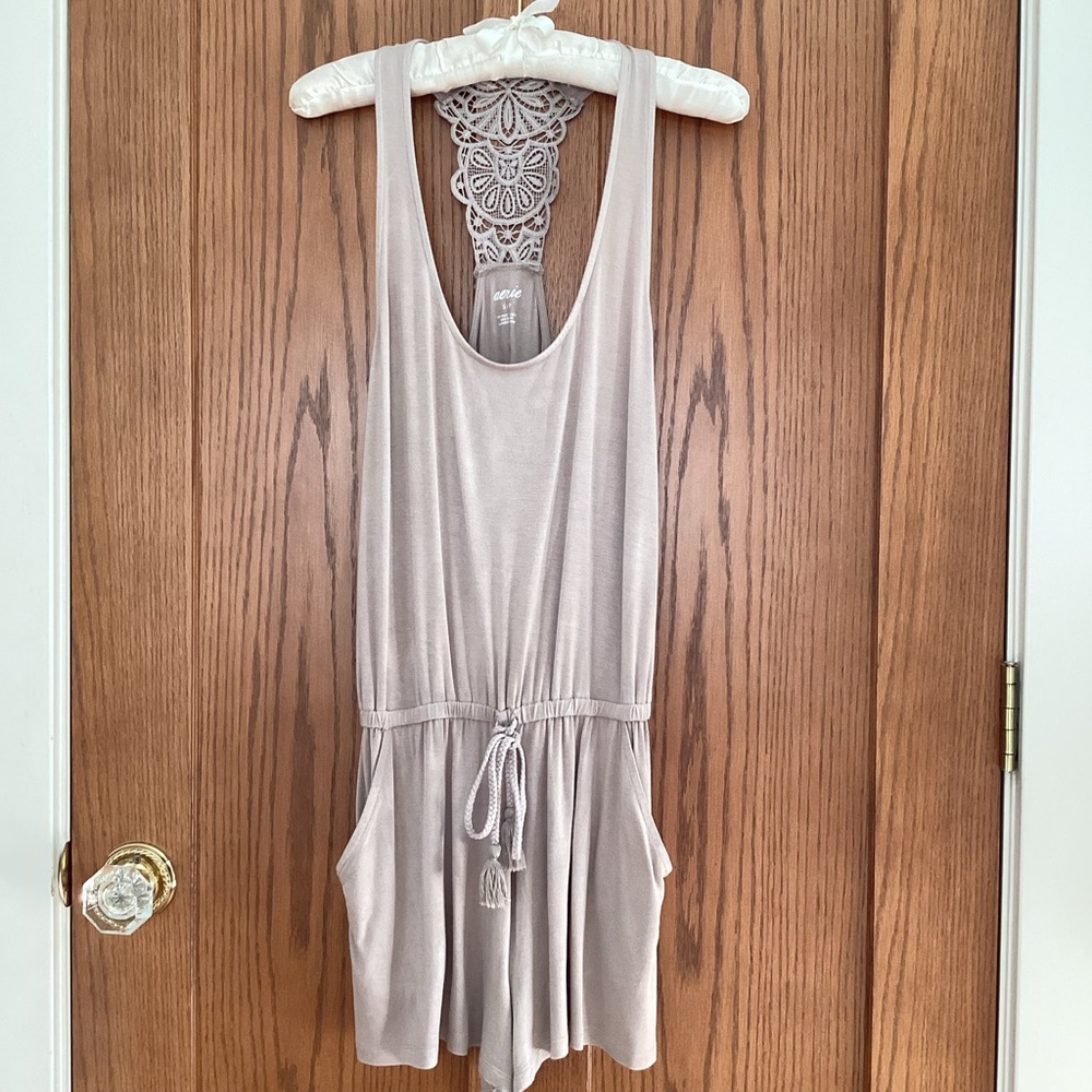 Aerie Taupe Romper Size Small